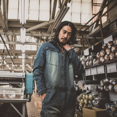 寅壱 8890-501 デニムつなぎ 2024-25AW新作 着用画