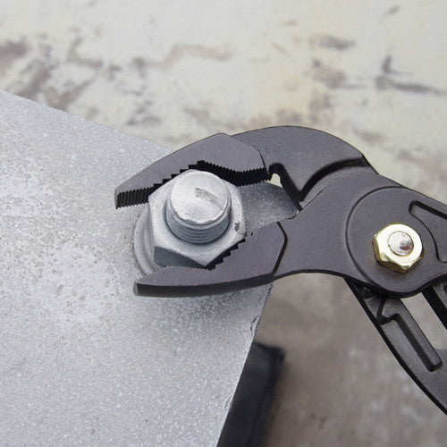 配管工事や電気工事でのロックナット等の締め付けに【黒金】超軽量ウォーターポンププライヤー（黒金）