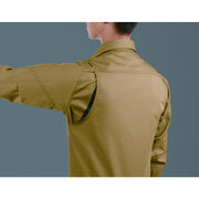 【定番商品】シンプルなデザインと程よいテーパードなシルエット　1715 長袖シャツ　ユニセックス 23カーキ / S