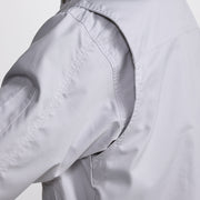 寅壱 2151-124 ブルゾン シルバー 着用画 背中スリット