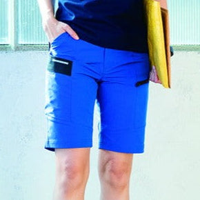 ※予約販売【2024SS新作】SDGs対応モデル　夏場のワークシーンにふさわしいイージーケア、ストレッチ性　9707　ショートカーゴパンツ　ユニセックス 47サーフブルー / S