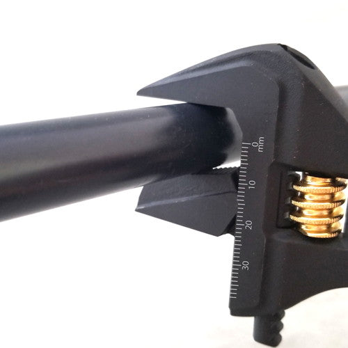 水道管・ガス管などの取付、取り外し作業やナットの締め外し作業に【黒金】パイレンモンキー（グリップ付）