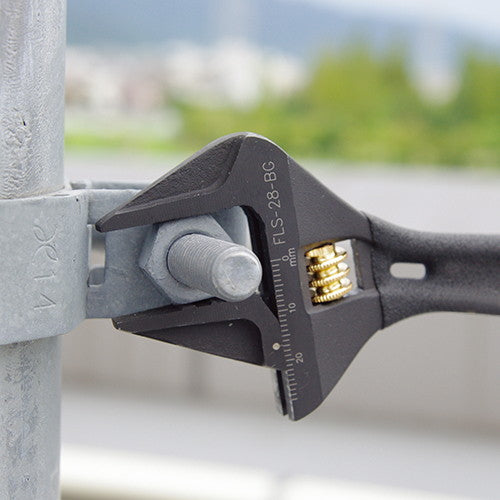 ツメでボルトを傷つけない【黒金】ライトショートモンキー（グリップ付）