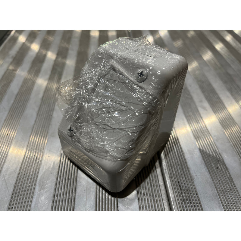 コーナーボックス　Ａ型　ホワイト