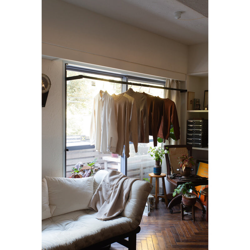 窓枠物干し　FRAMES　ブラック