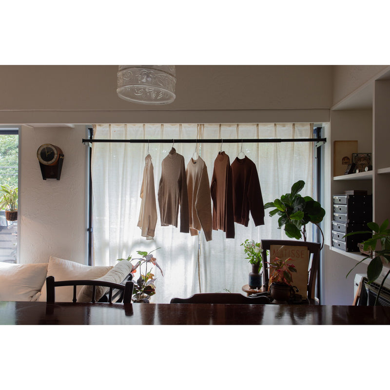 窓枠物干し　FRAMES　ブラック