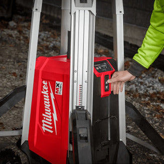 milwaukee MXF-TL-0 JP MX FUEL 充電機能付タワーライト 本体のみ