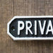 63584 サインプレート PRIVATE ブラック