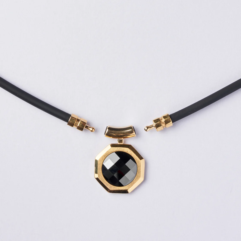 UNrust 磁気ネックレス Ray レイ ループ