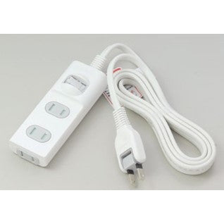 集中スイッチ付きで接続機器をまとめてON/OFF　スイッチ付扉付タップ　3個口　ホワイト 1ｍ
