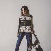 寅壱 1082-611 空調服®ベスト 迷彩 着用画2