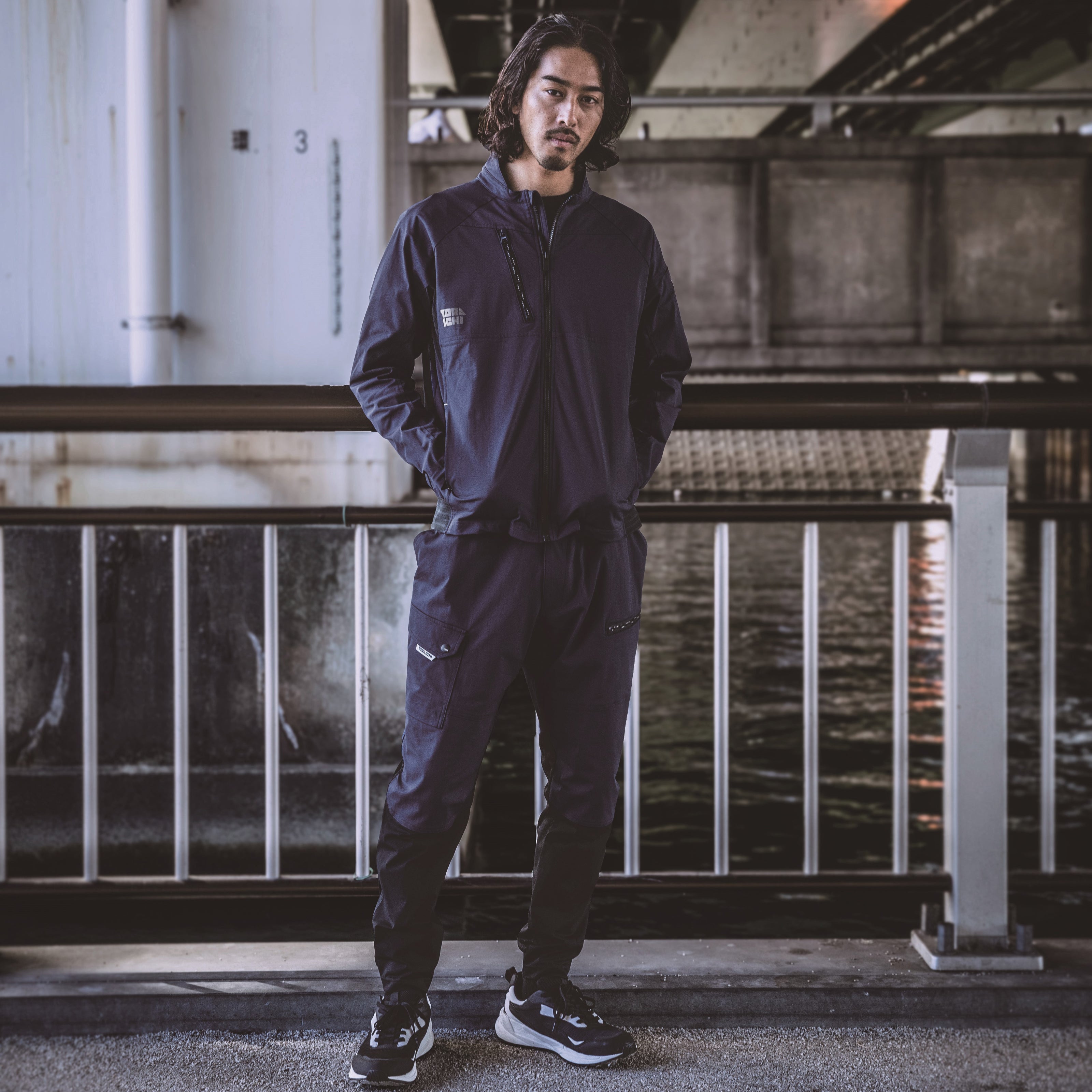 寅壱 9283-235 カーゴジョガーパンツ 濃コン バックスタイル