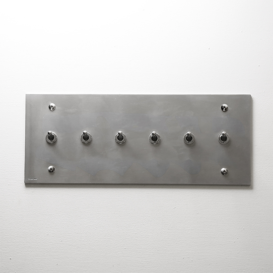 ゾルボンヌ ZS3-606 トグルスイッチプレート アルミ・フラット 6連/6口