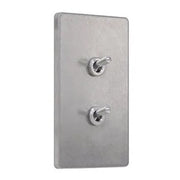 ゾルボンヌ ZS4-102N  トグルスイッチプレート アルミ・ダイカスト ネジなし/アルミレバー