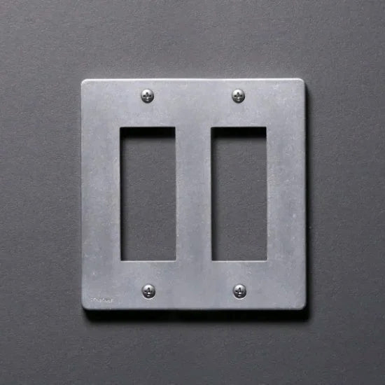 ZS4-2/S3S3 角穴スイッチプレート ダイカスト 2連 / 3口