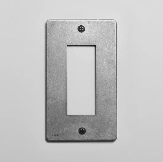 ZS4-S103 角穴スイッチプレート ダイカスト 3口