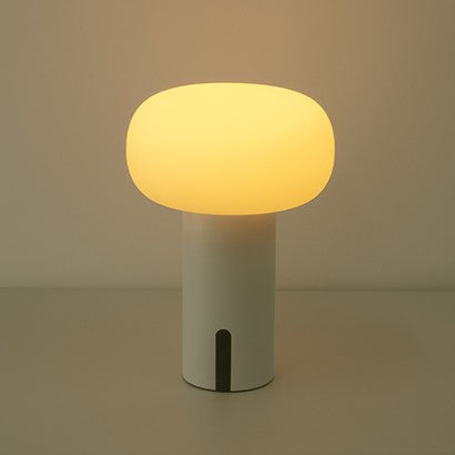 ビートソニック YPL03WH SAARIS ポータブルランプ ホワイト NEW